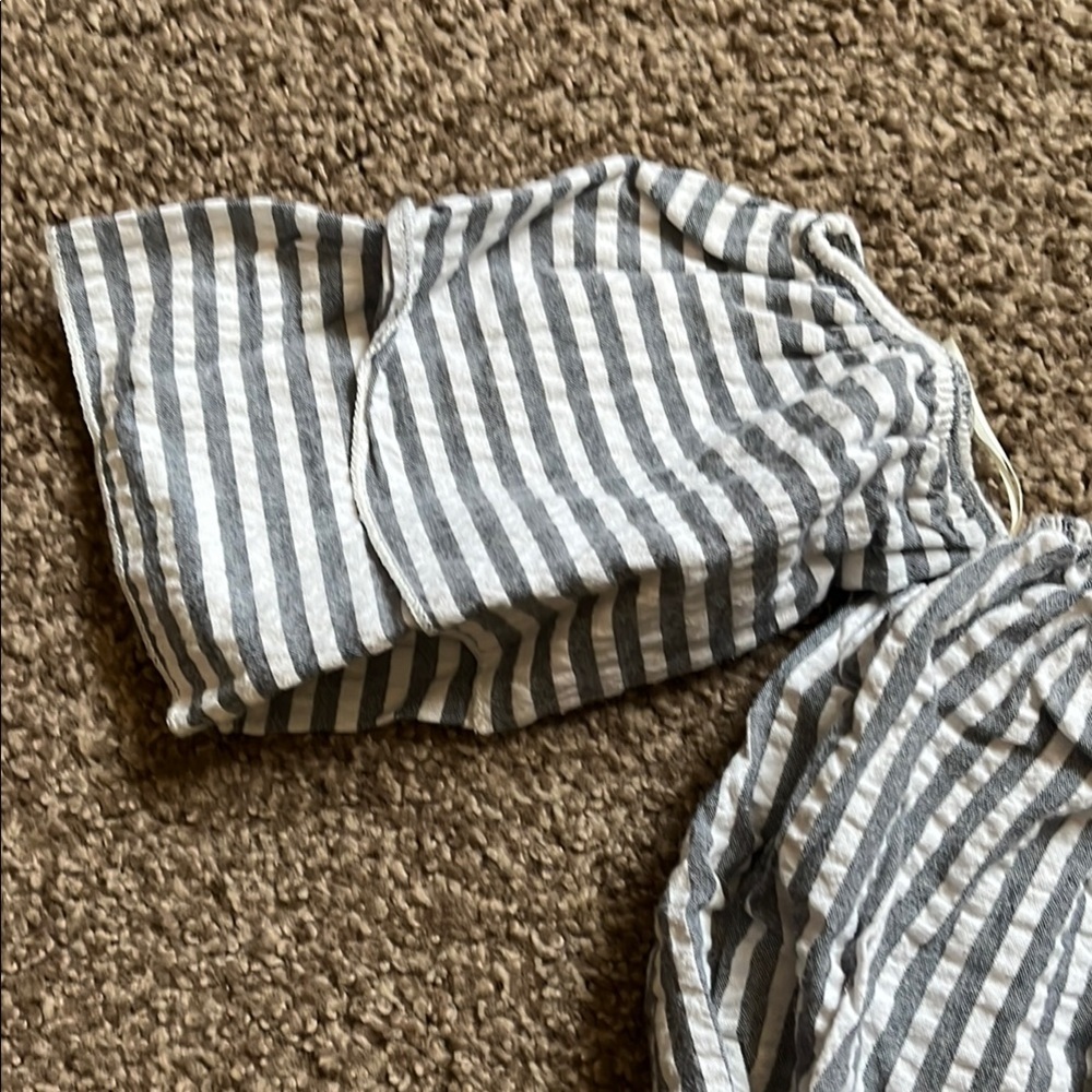 Striped Off-Shoulder Top - Picture 7 of 11